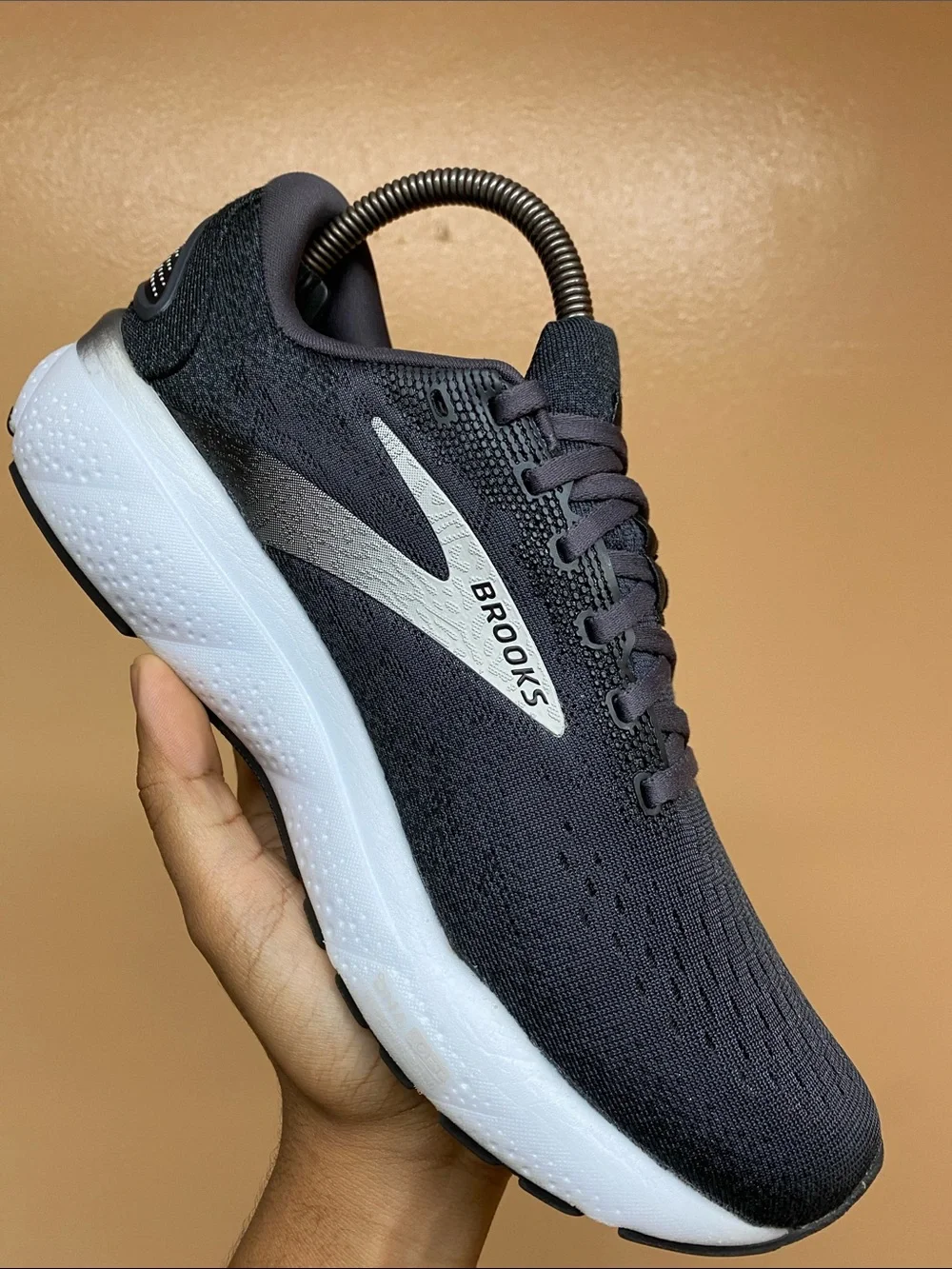 Brooks Ghost 16 Women's Running Sneakers “Black/Grey/White” Size 9.5 Medium